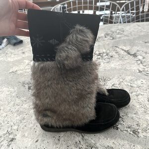 Softmoc Moccassin Boots size 5